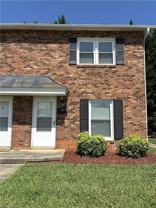 516 S Cherry St - Photo 1 of 1