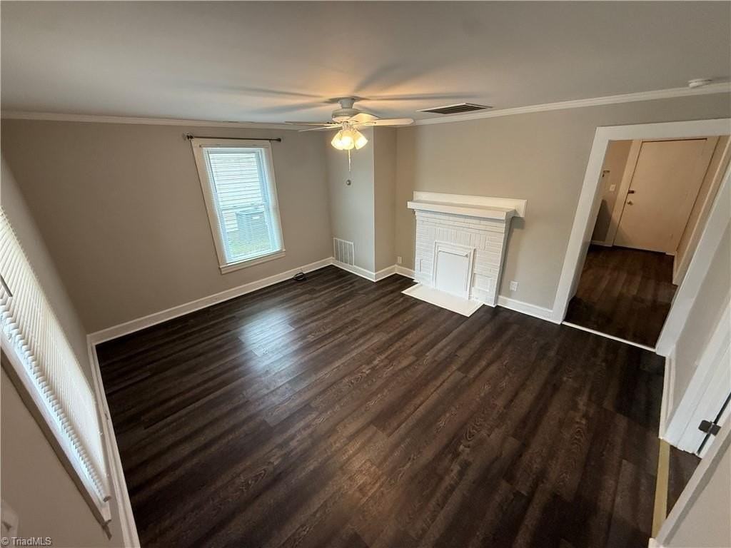 4008 Leo St - Photo 2 of 11