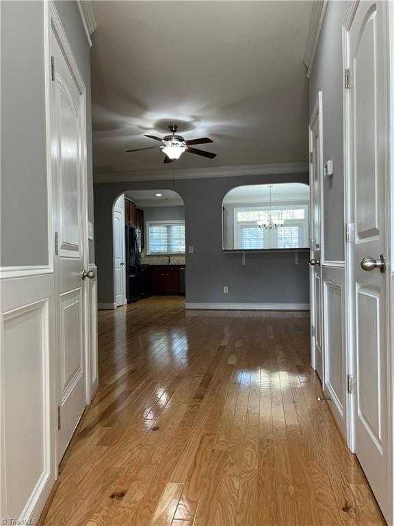 723 Piedmont Crossing Dr - Photo 4 of 29