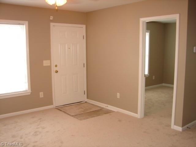 640 Dixon Ave #A - Photo 6 of 17