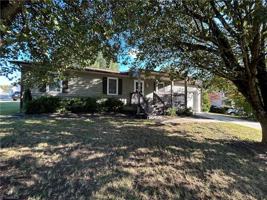 featured image of 1108 Raleigh Ct