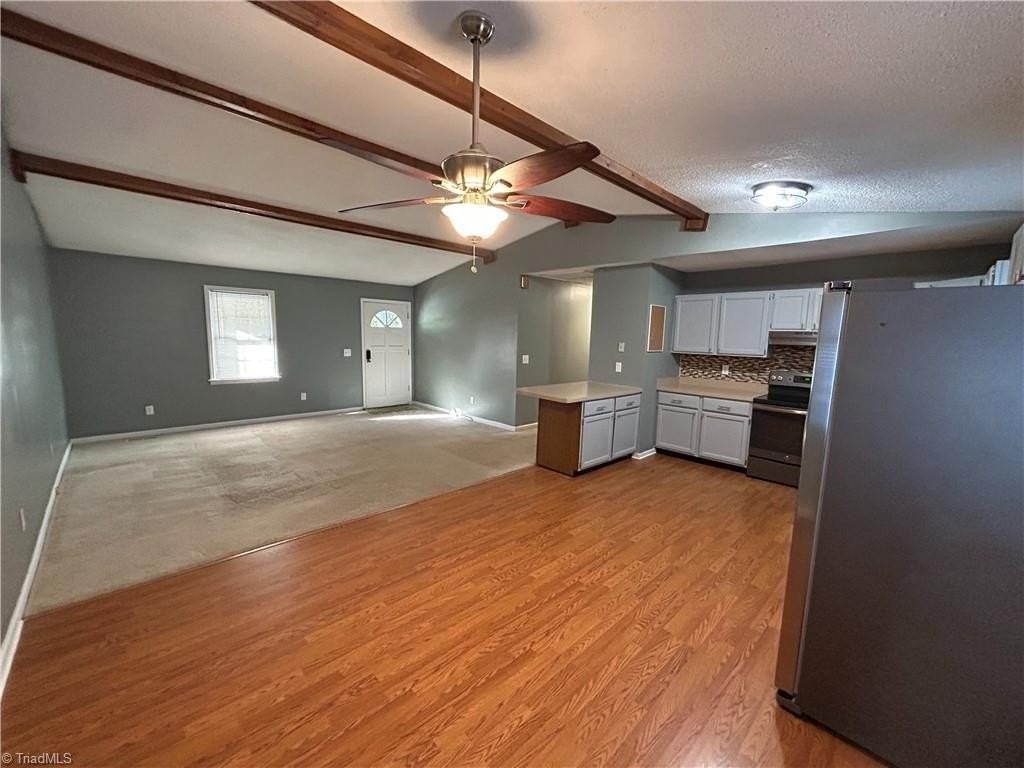 1108 Raleigh Ct - Photo 4 of 16