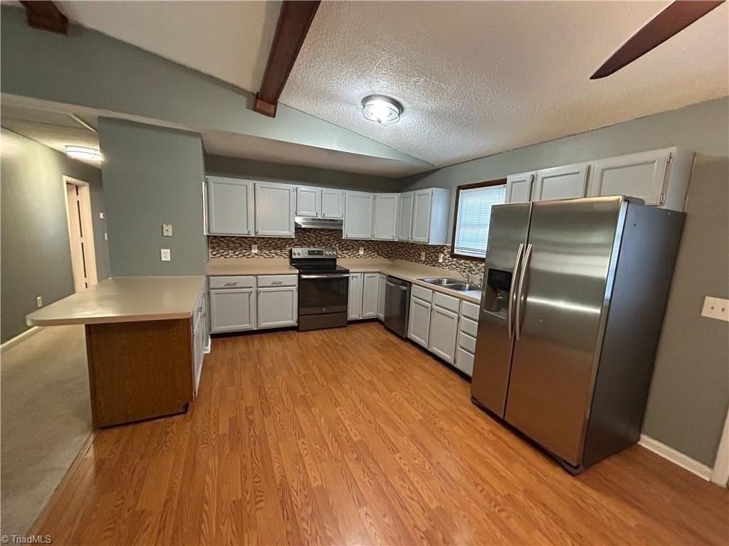 1108 Raleigh Ct - Photo 6 of 16