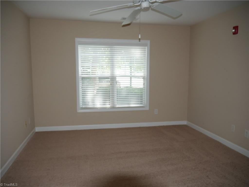 4762 Tatton Park Cir #1B - Photo 7 of 11