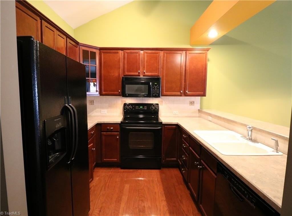 777 Tatton Park Dr - Photo 4 of 18
