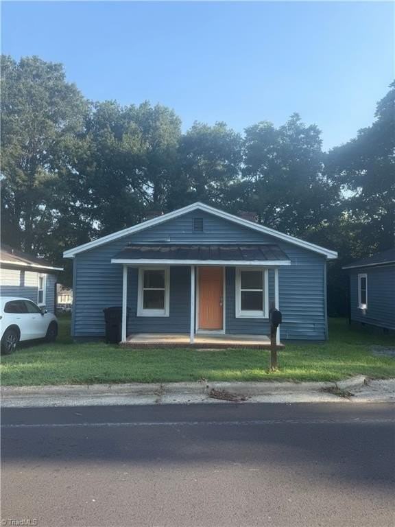 646 Gunn St - Photo 2 of 22