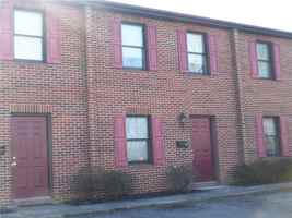 featured image of 219 Worth St
