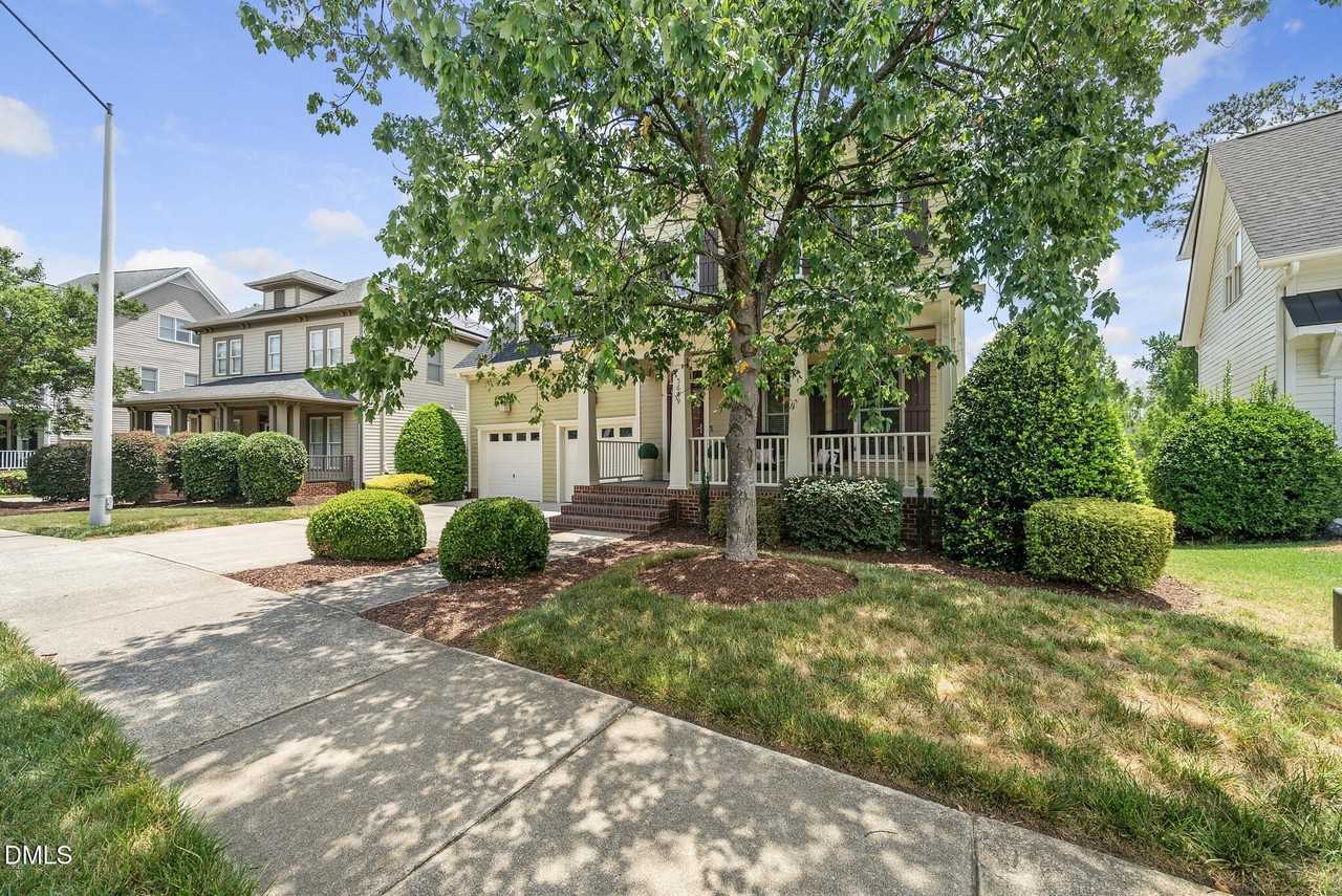 5609 Cary Glen Blvd - Photo 2 of 50