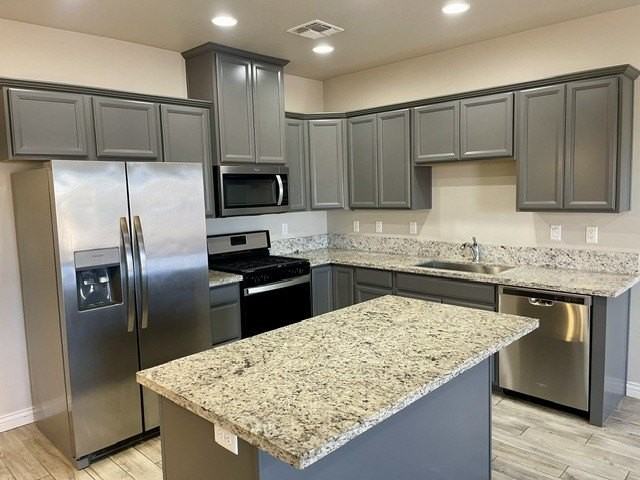 3423 Faifax Street - Photo 4 of 16