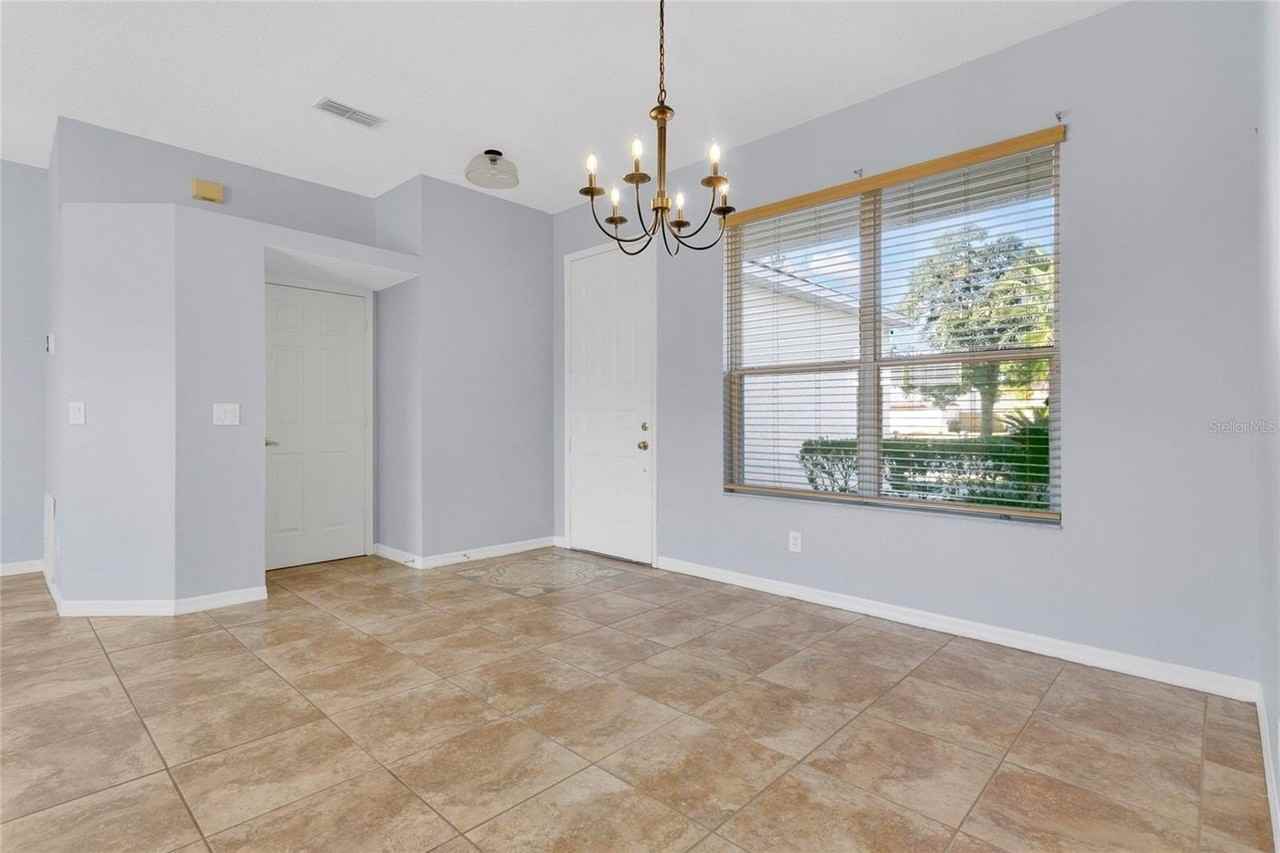 8102 Country Run Pkwy - Photo 7 of 24