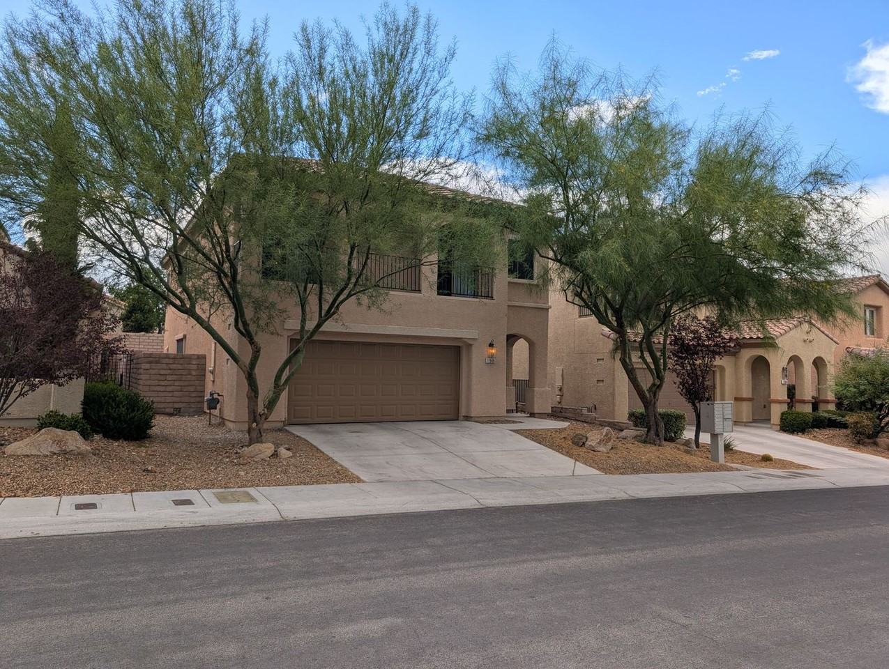 11908 Orense Dr - Photo 2 of 50