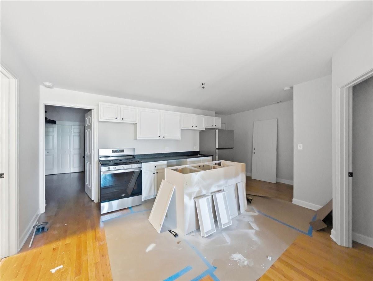 1538 N Milwaukee Ave #4F - Photo 2 of 13