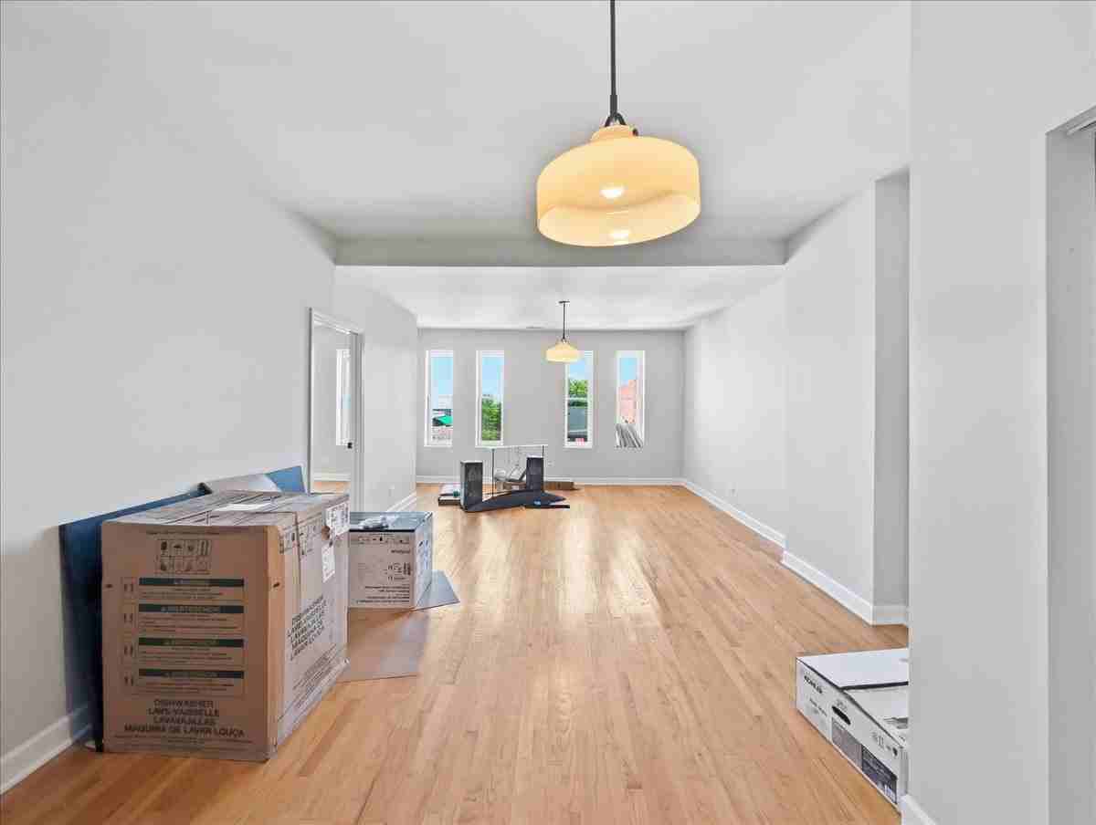 1538 N Milwaukee Ave #4F - Photo 3 of 13