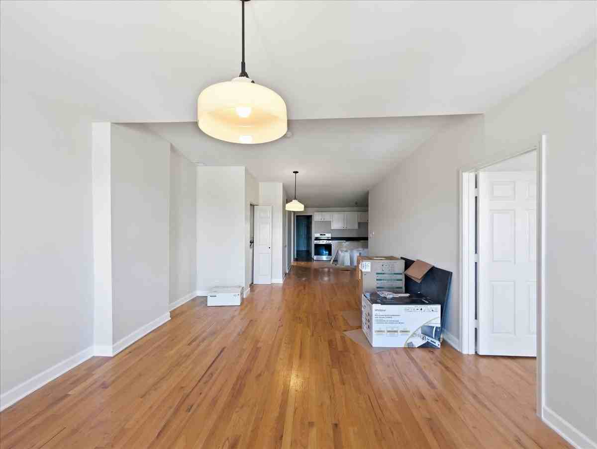 1538 N Milwaukee Ave #4F - Photo 4 of 13