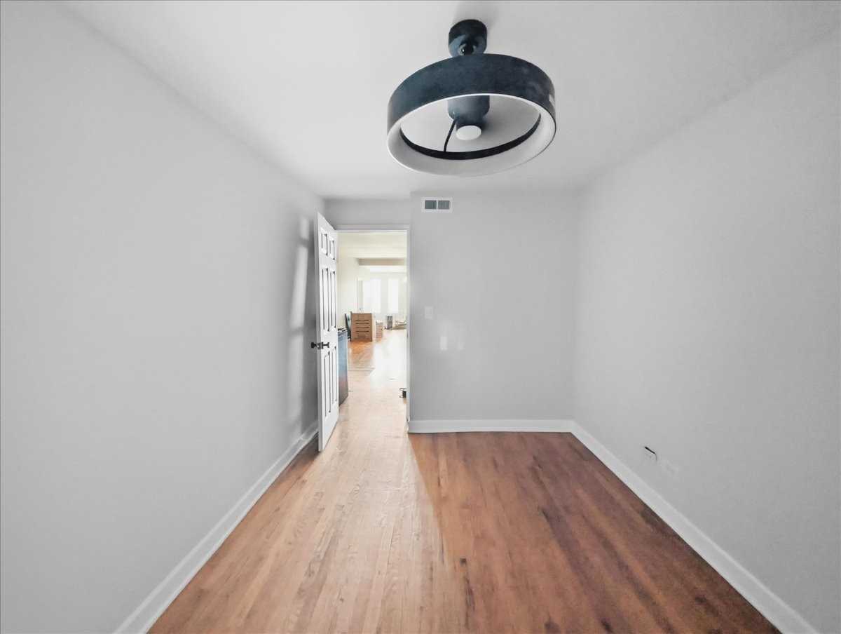 1538 N Milwaukee Ave #4F - Photo 5 of 13