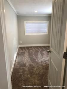 881 N 28th St #881 - Photo 5 of 18