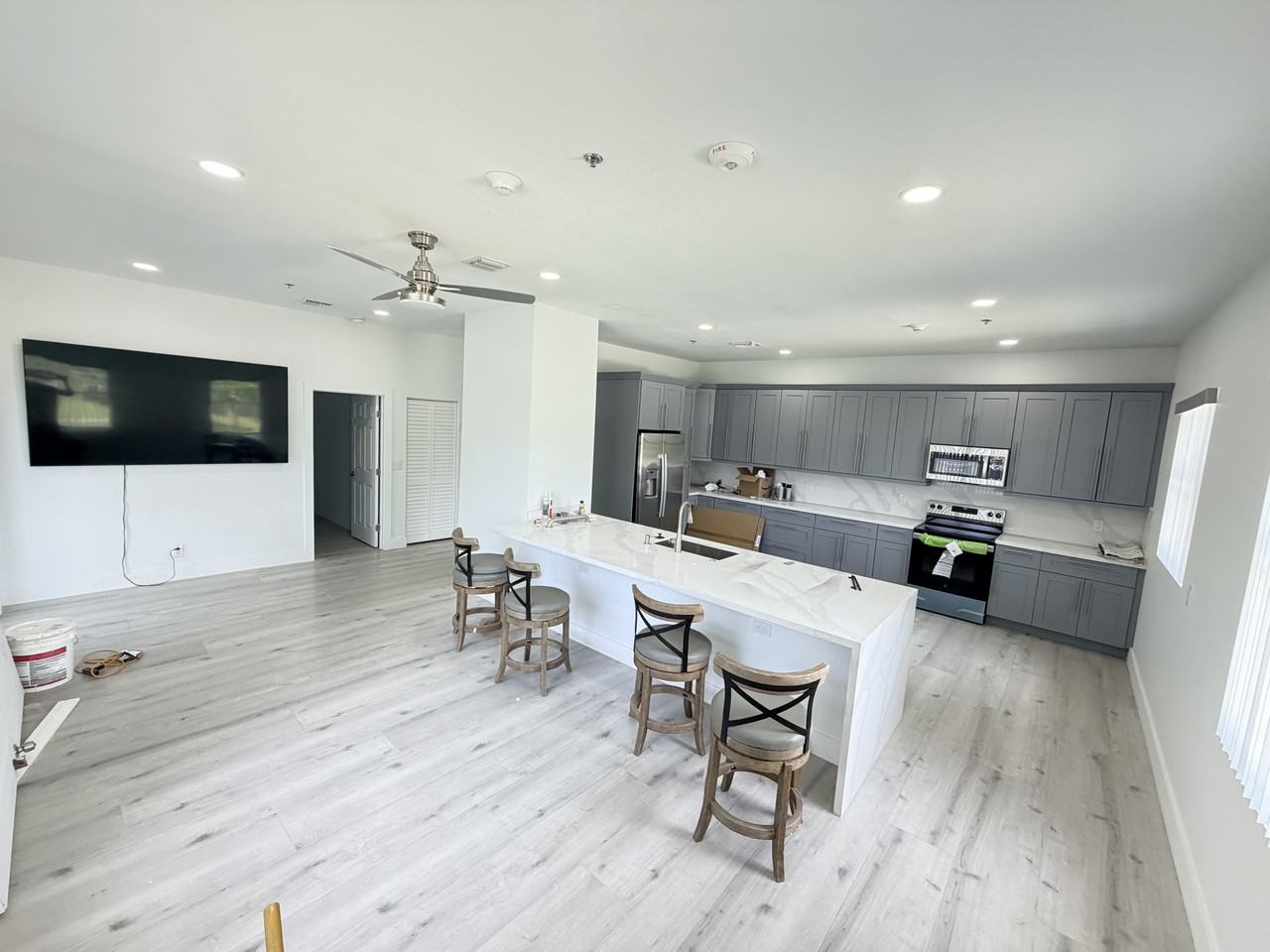 1720 Nw 18th St #1720 - Photo 2 of 15