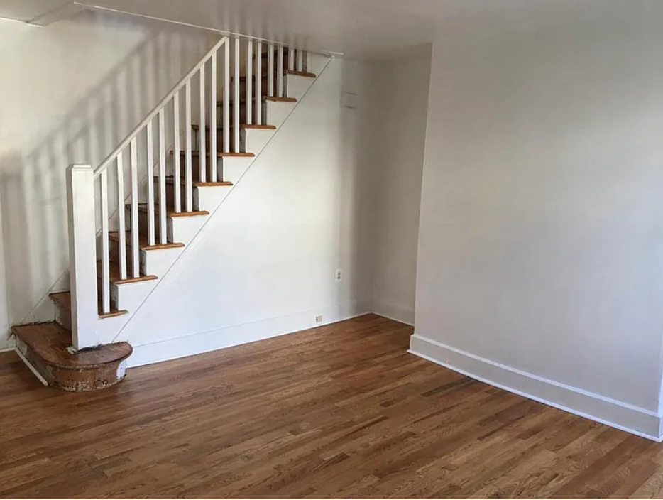 158 Dupont St - Photo 5 of 9