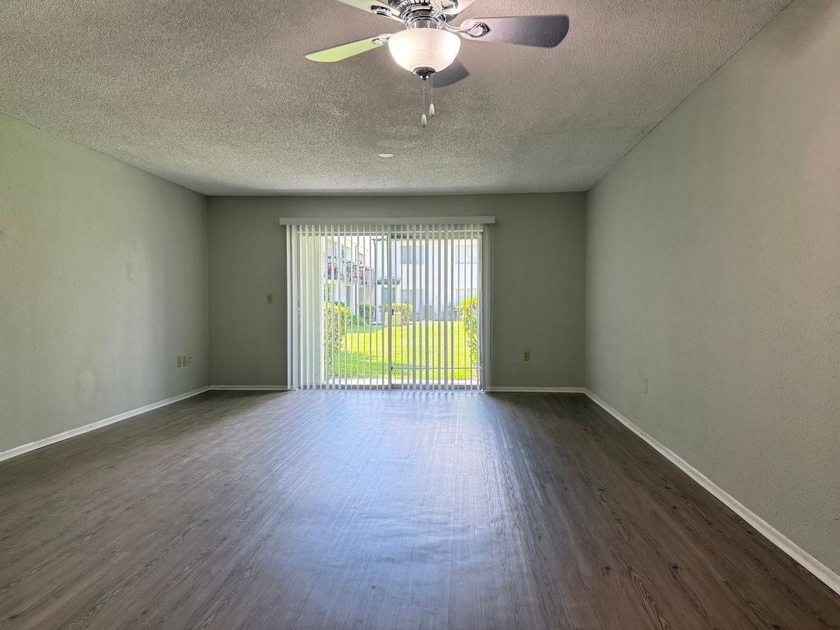 4117 S Semoran Blvd #9 - Photo 4 of 22