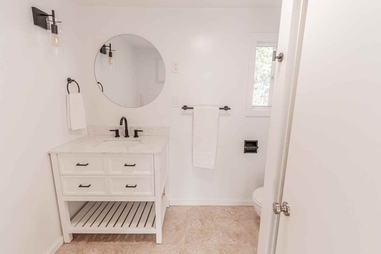 531 Sw 32nd St - Photo 6 of 8