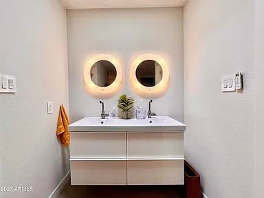 6459 N 77th Way - Photo 2 of 12