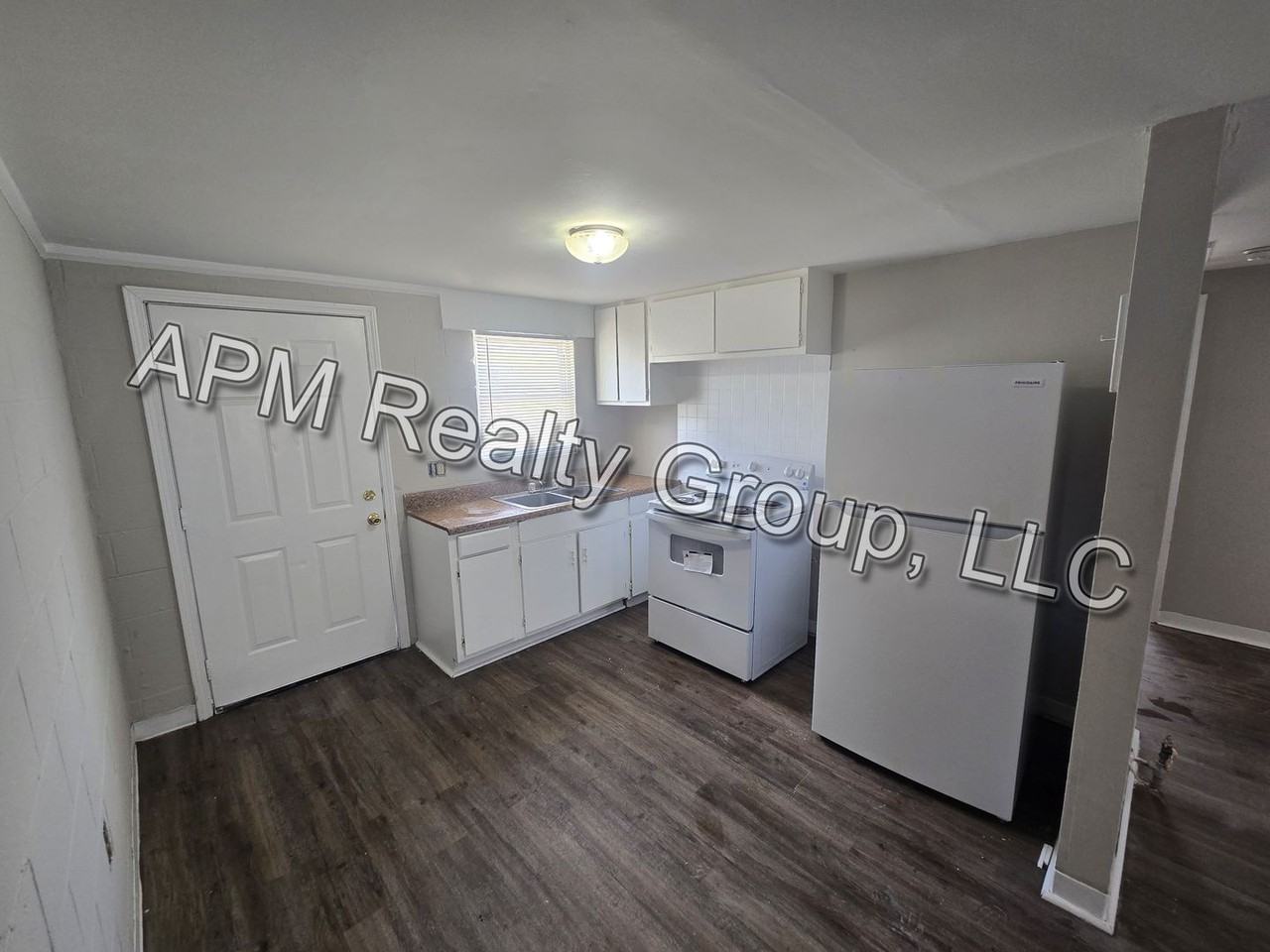 3064 Beaumont Ave - Photo 5 of 5