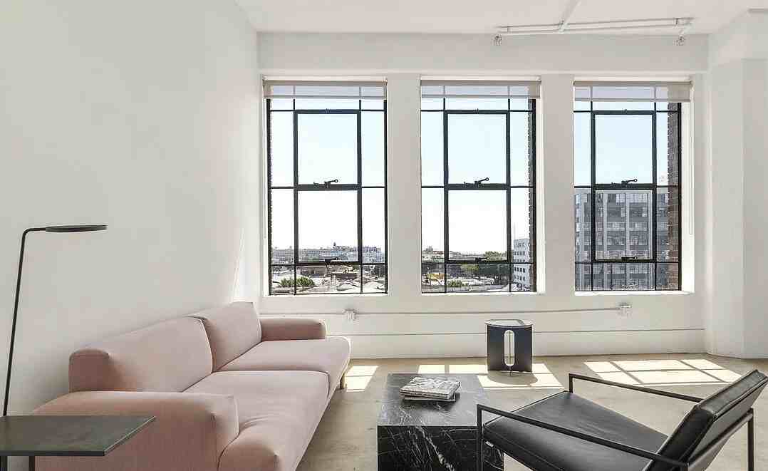 315 E 8th St #505 - Photo 4 of 20