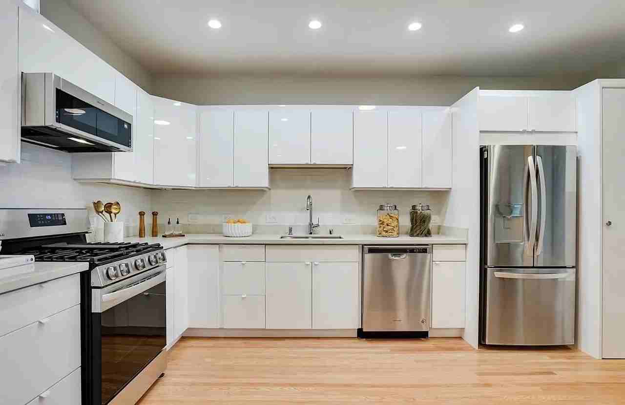 288 Union St #1 - Photo 4 of 20