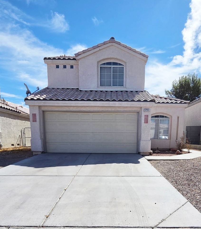 1724 Leaning Pine Way - Photo 2 of 44