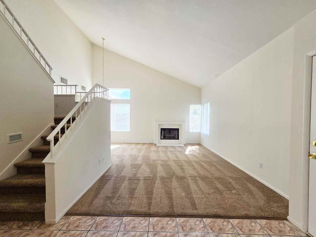 1724 Leaning Pine Way - Photo 4 of 44