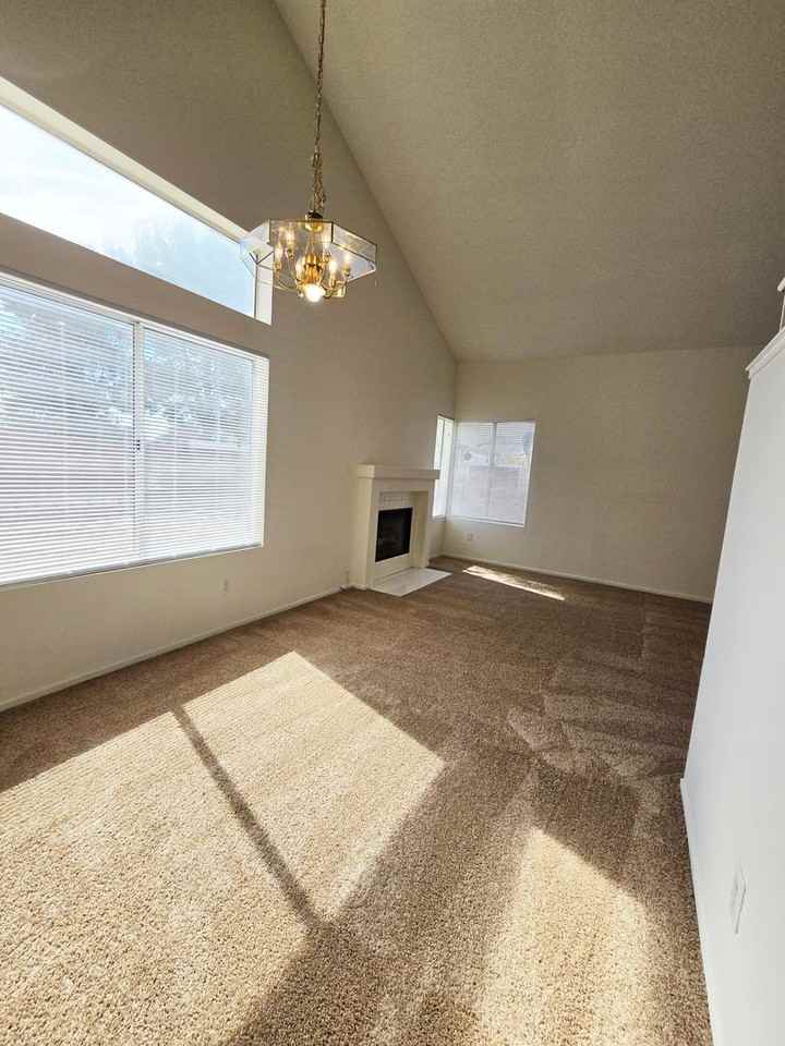 1724 Leaning Pine Way - Photo 6 of 44