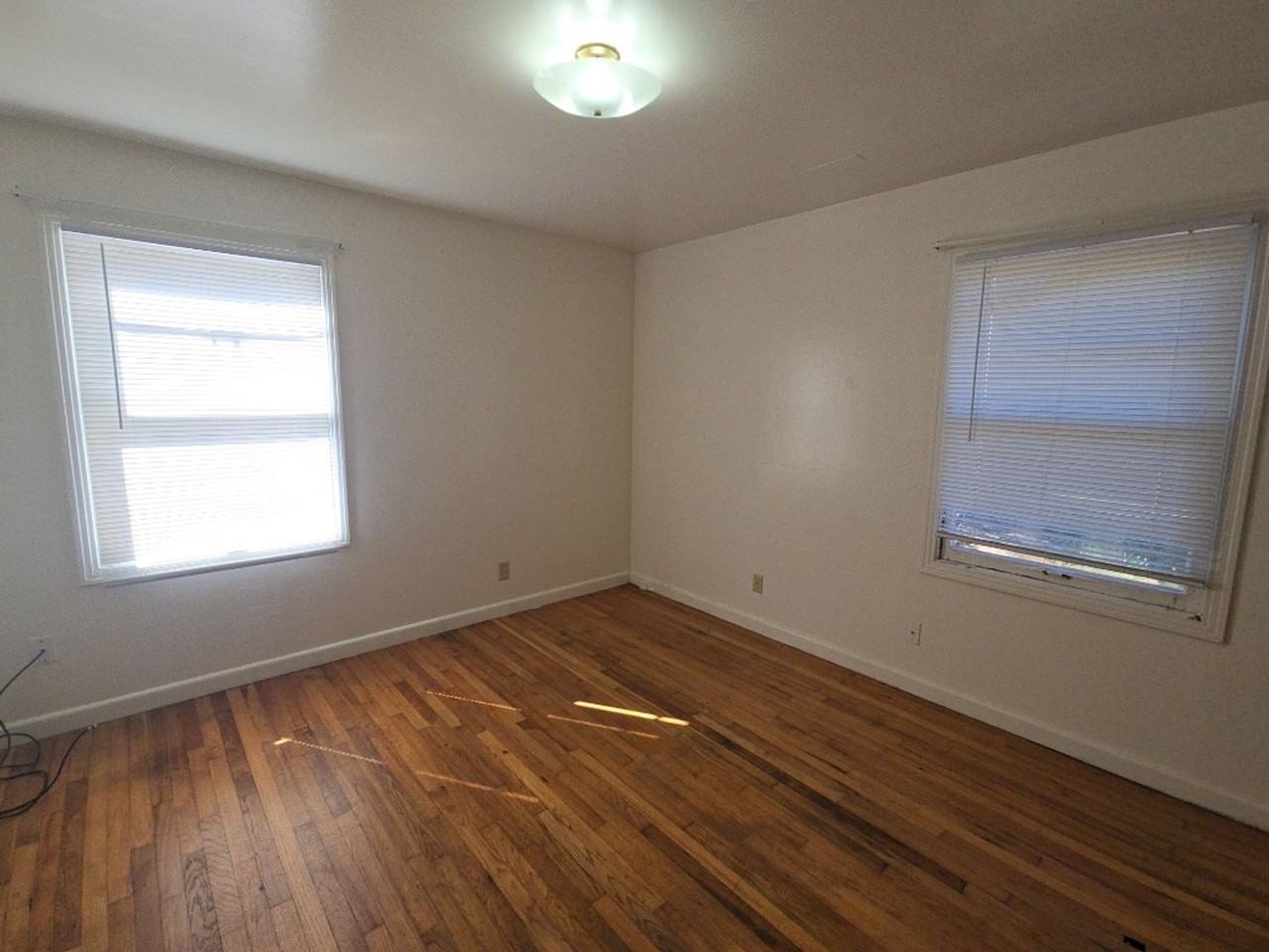 3880 H St - Photo 3 of 18