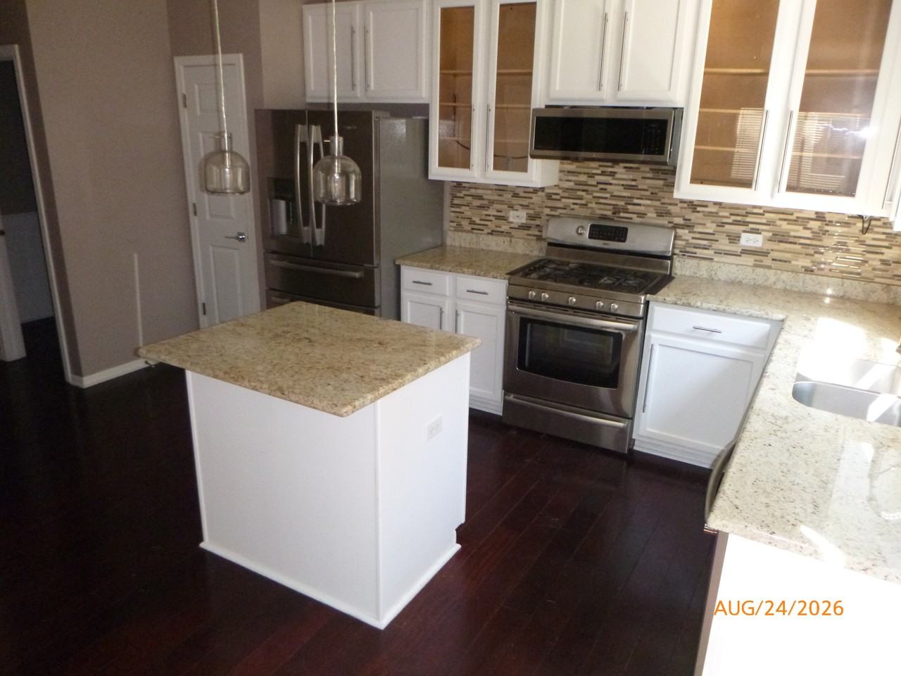 3817 Baybrook Dr - Photo 6 of 16