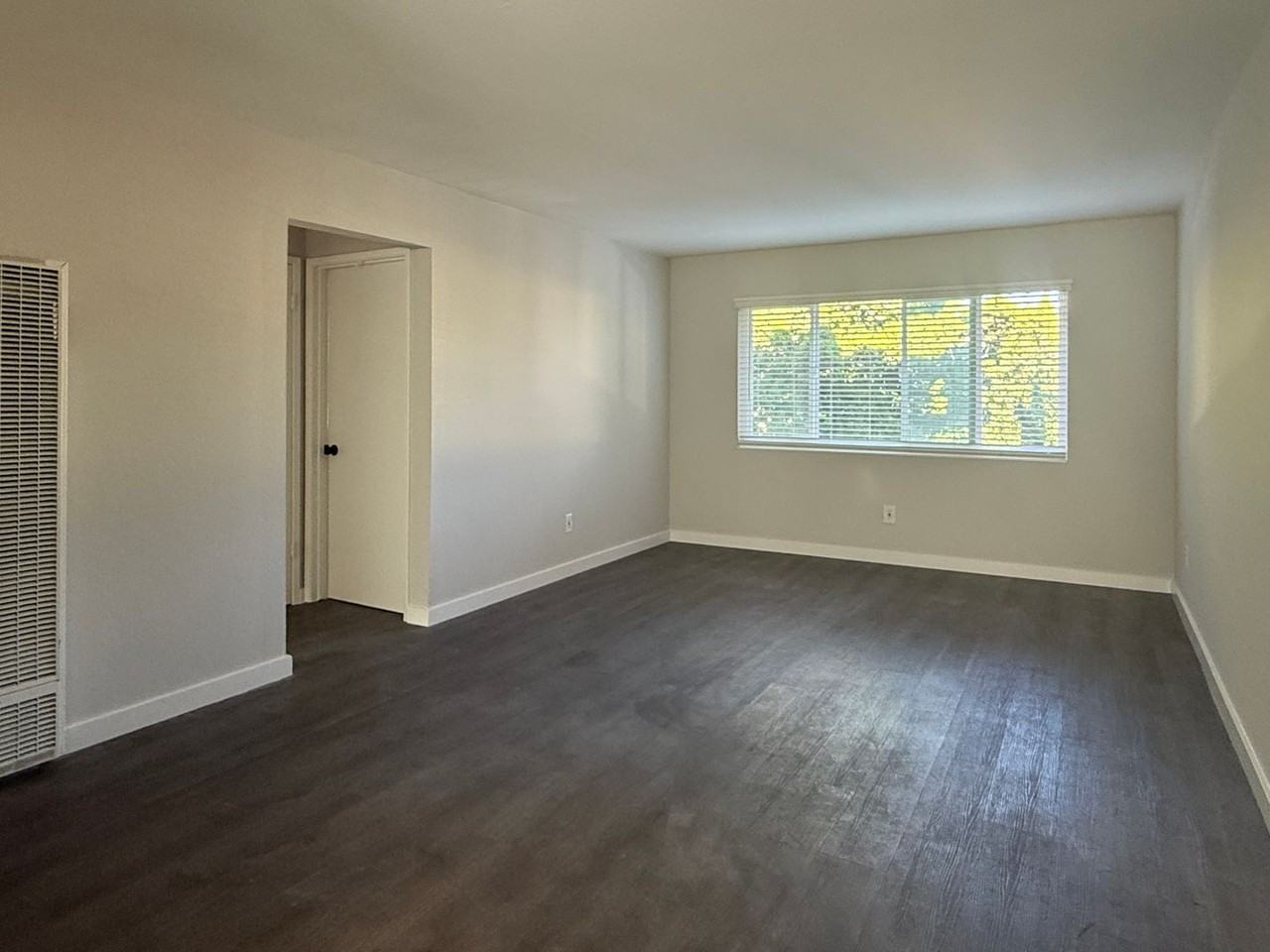 675 Grand Fir Ave #4 - Photo 4 of 9