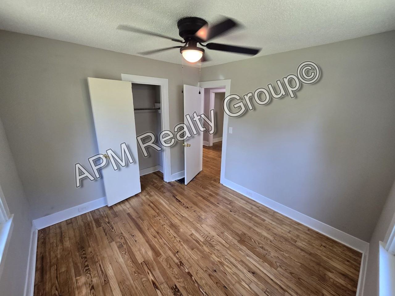 1010 Denny Rd - Photo 3 of 12
