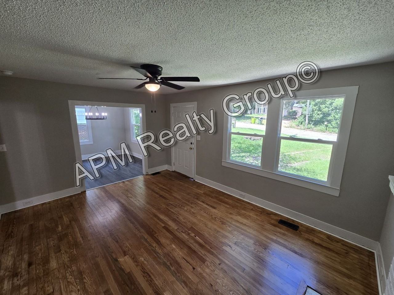 1010 Denny Rd - Photo 6 of 12