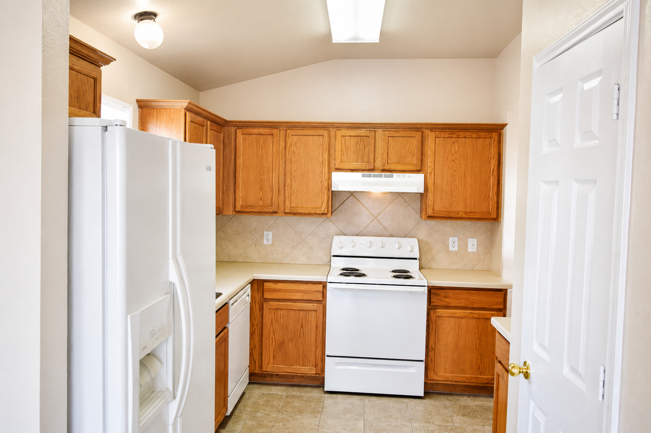 5306 Donegal Bay Ct - Photo 6 of 15