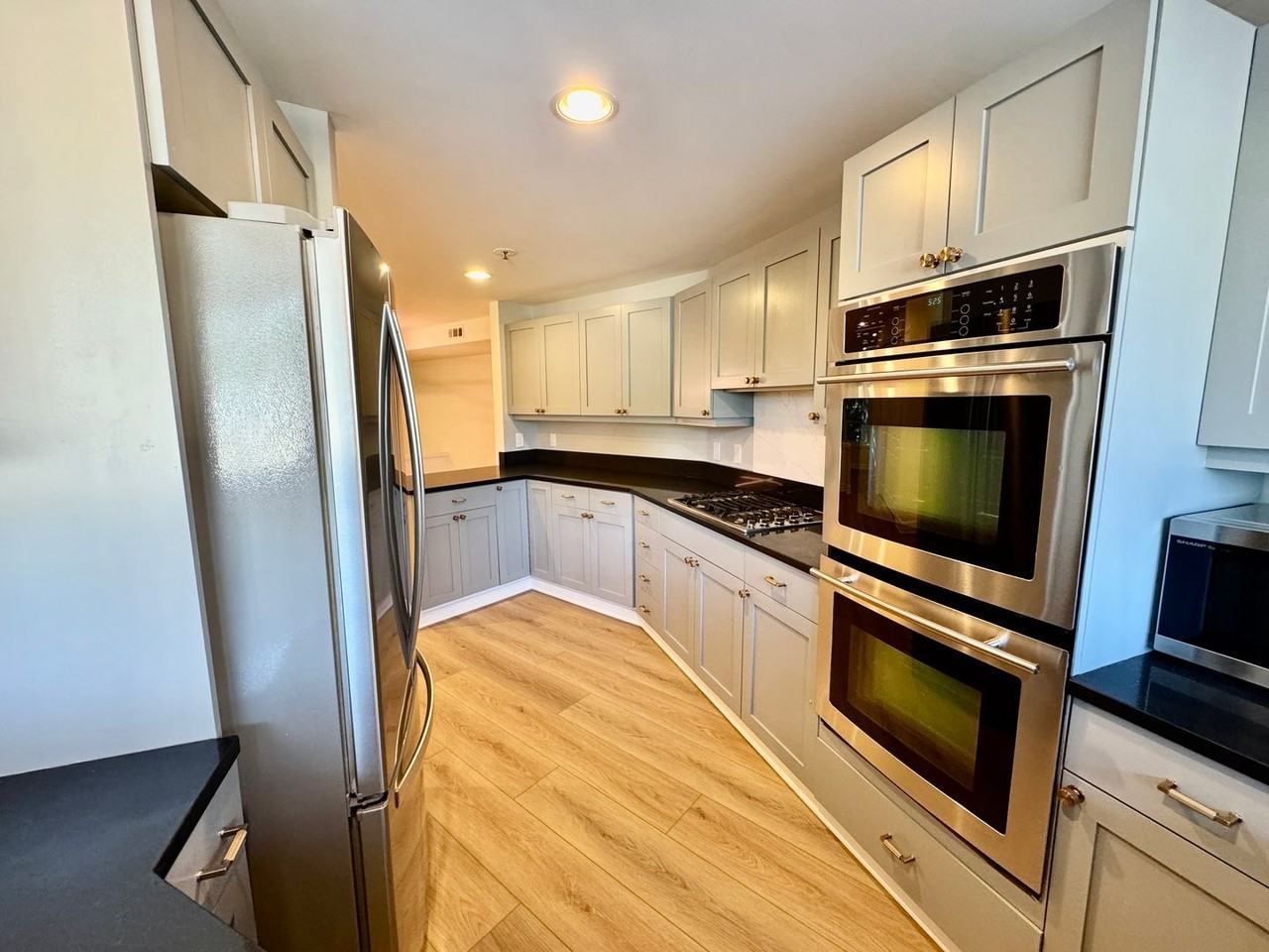 9039 Ne Juanita Dr #305 - Photo 4 of 24