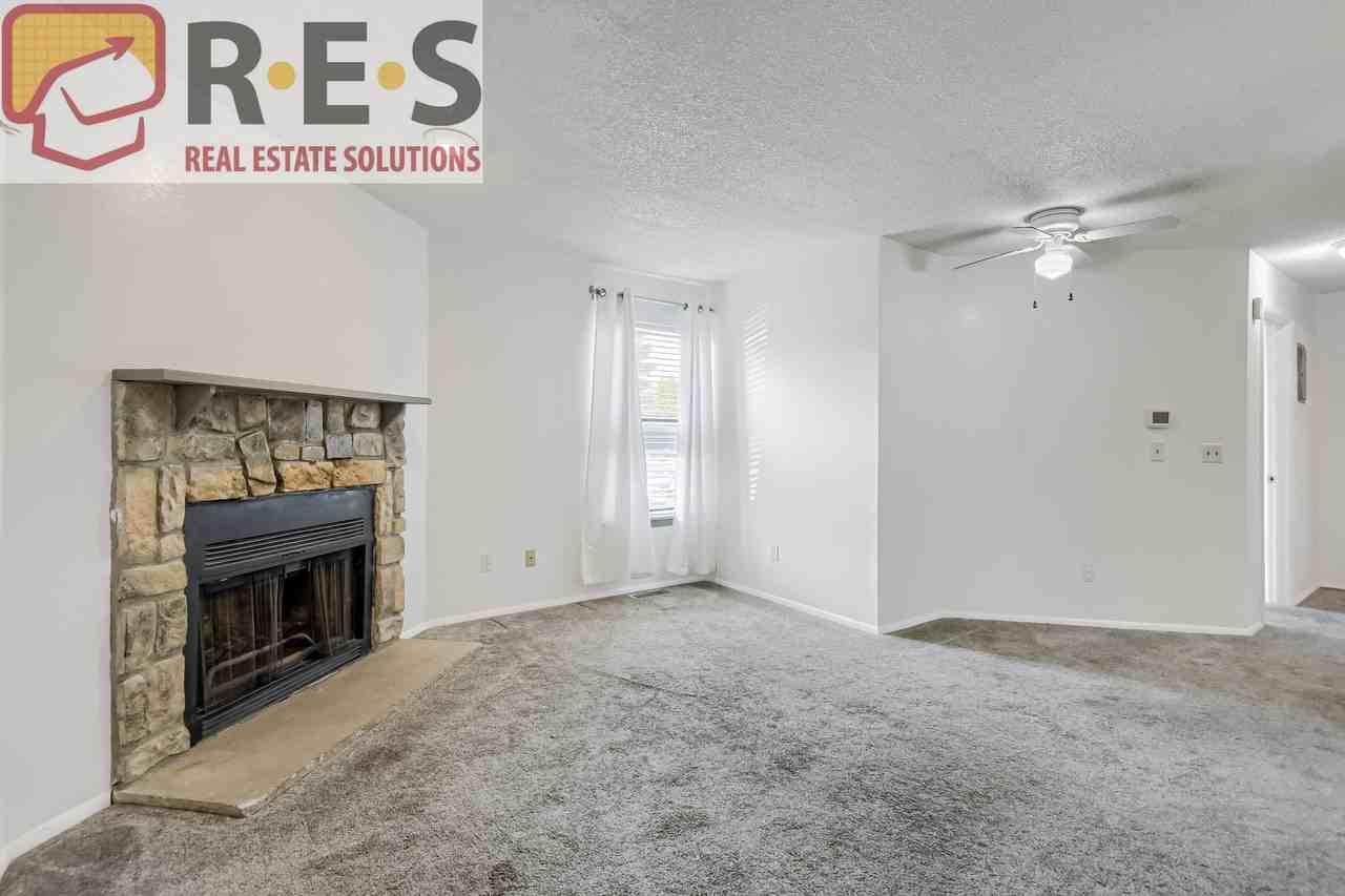 920 S Dawson Way #8 - Photo 5 of 11