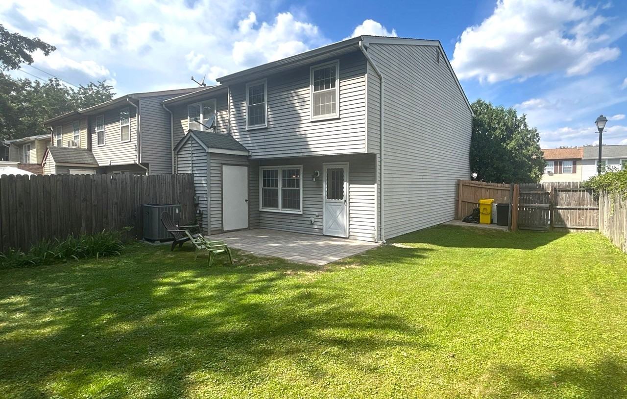 6441 Grafton Garth Ct - Photo 2 of 22