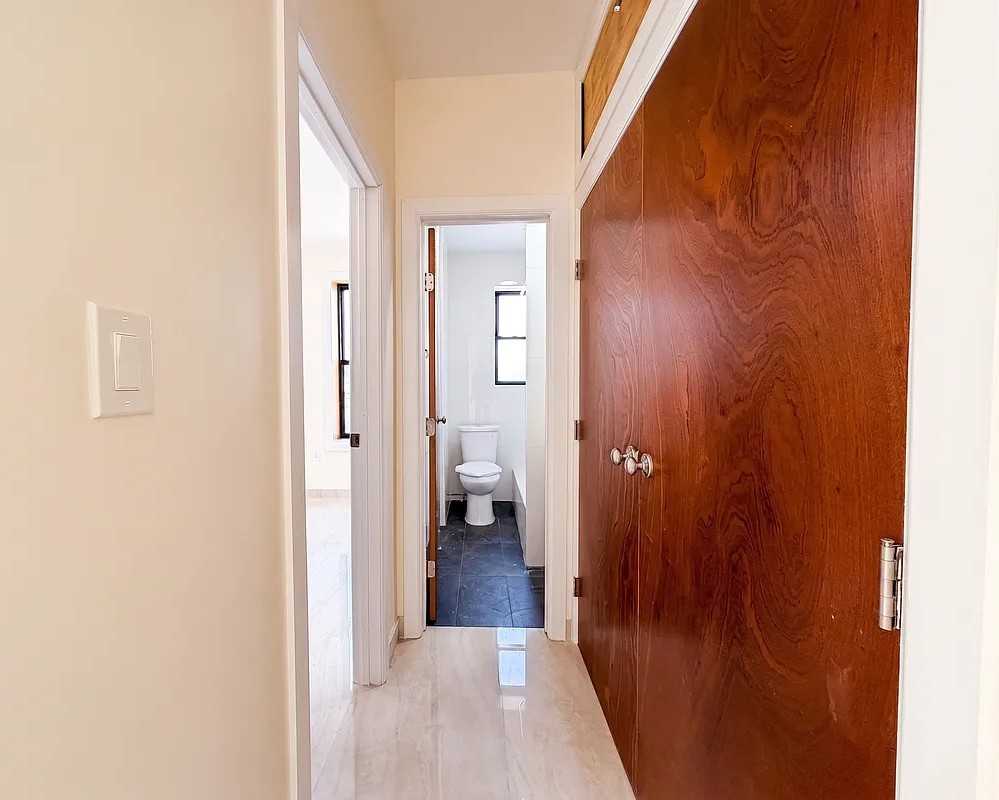 1602 E 43rd St - Photo 4 of 7