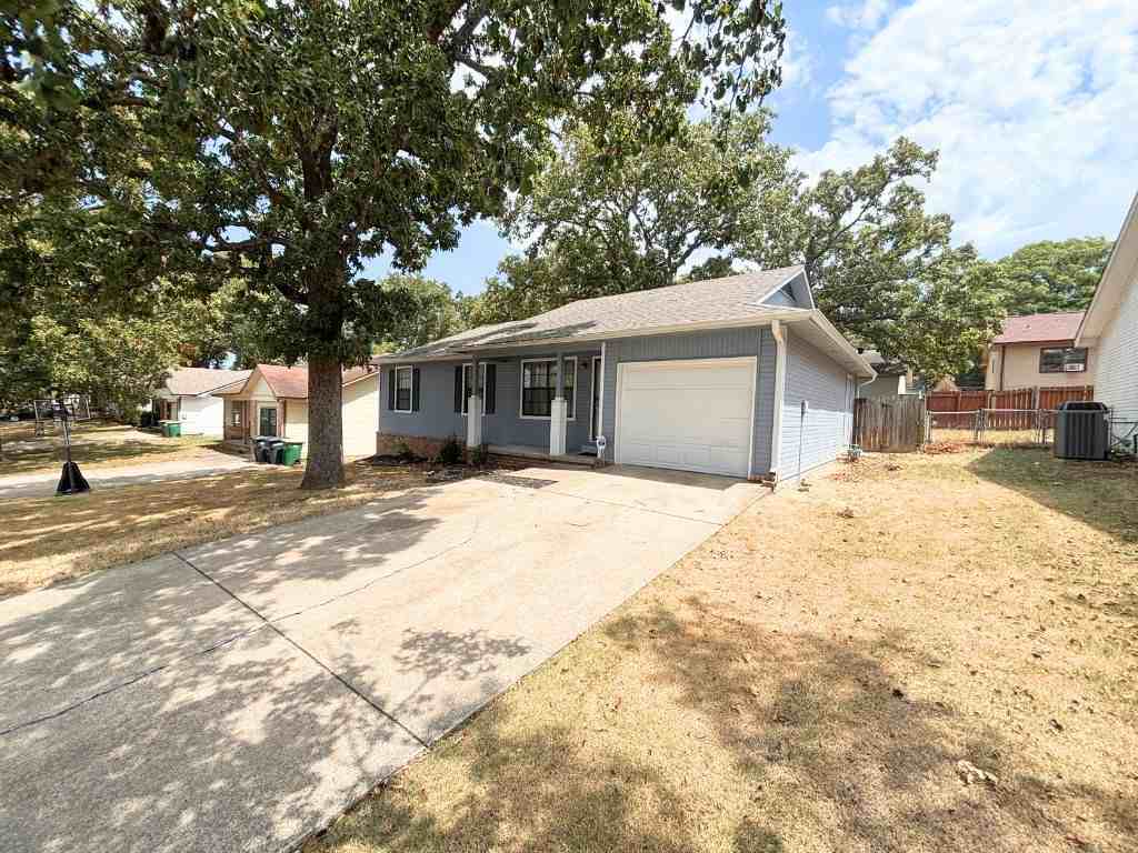 238 Briarpatch Ln - Photo 2 of 24