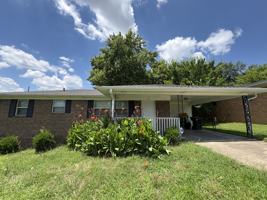 featured image of 4 Covewood Cir