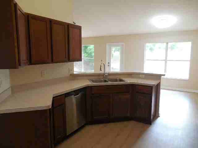 3985 Lema Dr - Photo 4 of 22