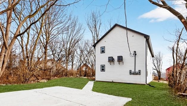 1722 Ingram St #B - Photo 5 of 36