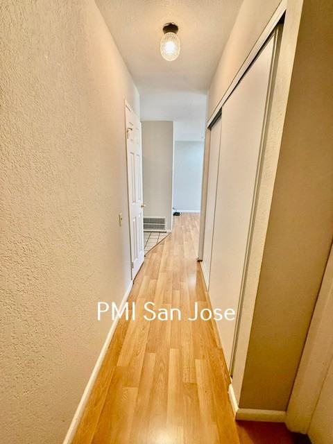 473 Crosslees Dr - Photo 5 of 14
