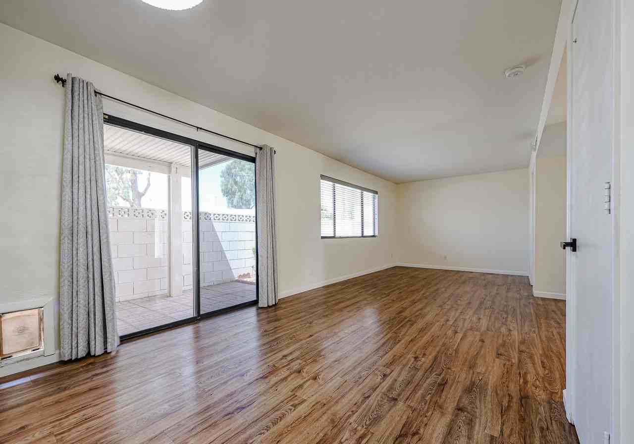 2548 W Canyon Crest Cir - Photo 7 of 32