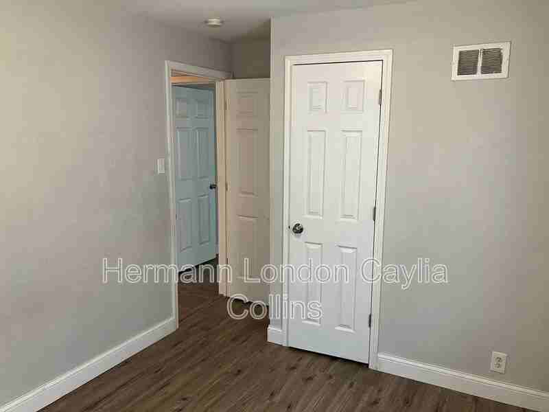 10072 Ashbrook Dr - Photo 6 of 10