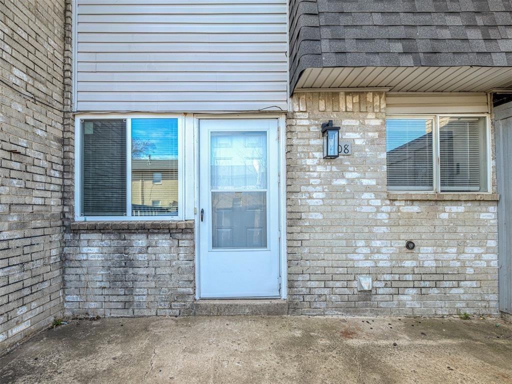 1408 Bill Carrol Dr - Photo 2 of 39