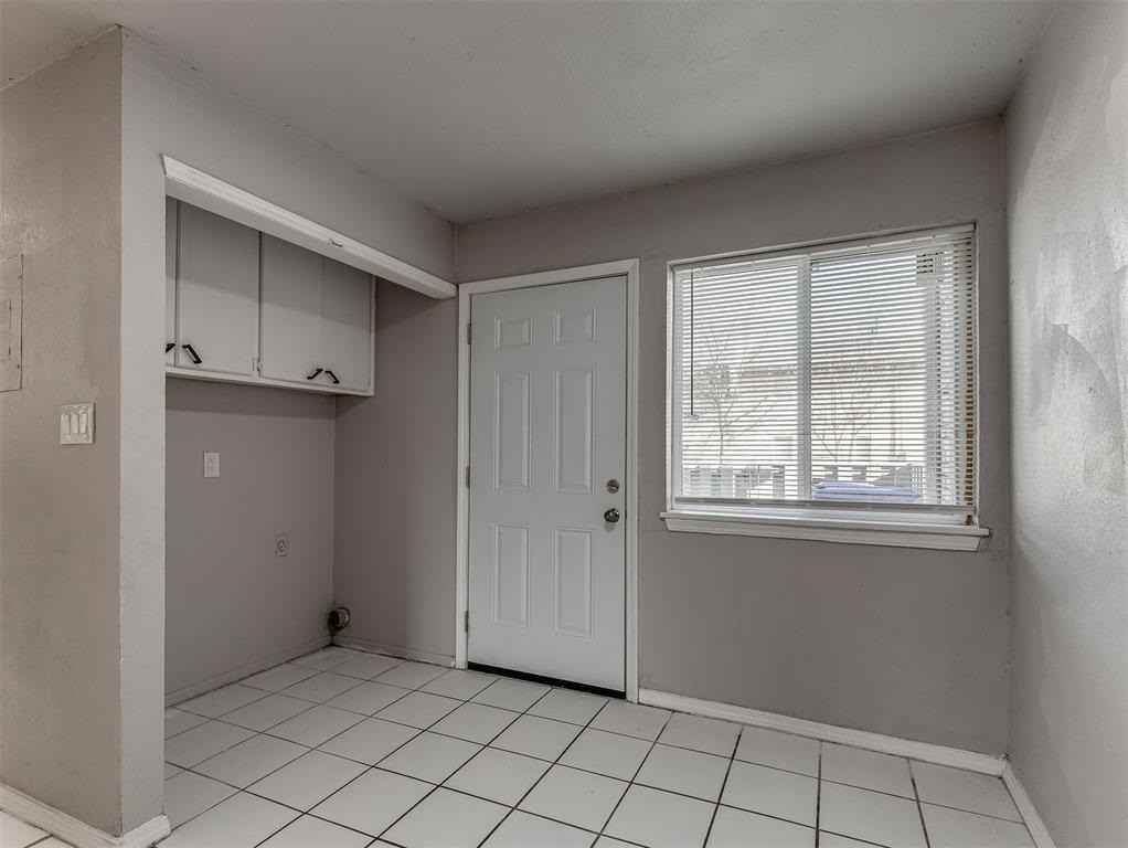 1408 Bill Carrol Dr - Photo 6 of 39